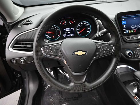 Used 2024 Chevrolet Malibu LT FWD image 25