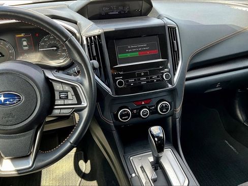Used 2022 Subaru Crosstrek 2.0i Premium w/ Popular Package #2 AWD/4WD image 9