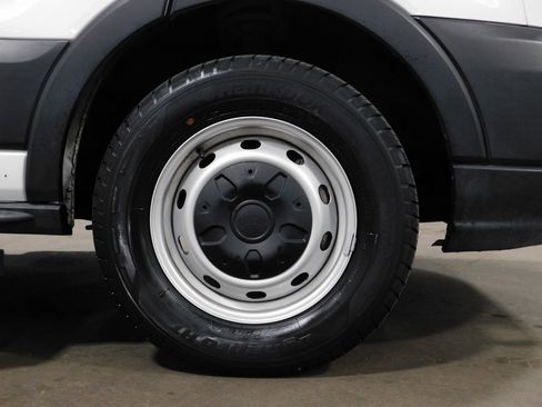 Used 2019 Ford Transit 250 148 Medium Roof image 87