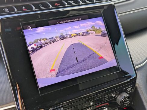 New 2025 Jeep Grand Cherokee L Altitude image 25