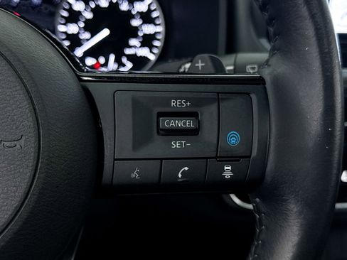 Used 2023 Nissan Rogue SL w/ SL Premium Package FWD image 36