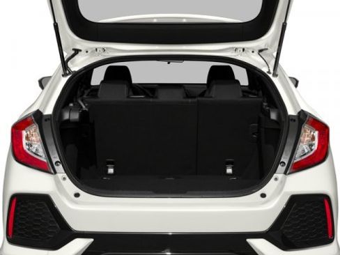 Used 2018 Honda Civic Sport image 12