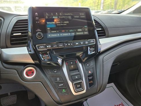 Used 2024 Honda Odyssey EX-L image 25