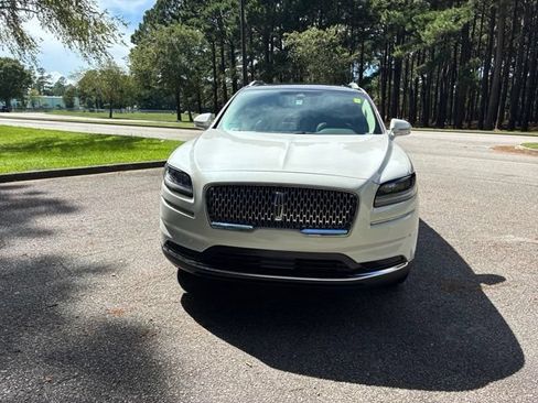 Certified 2022 Lincoln Nautilus Reserve FWD image 8