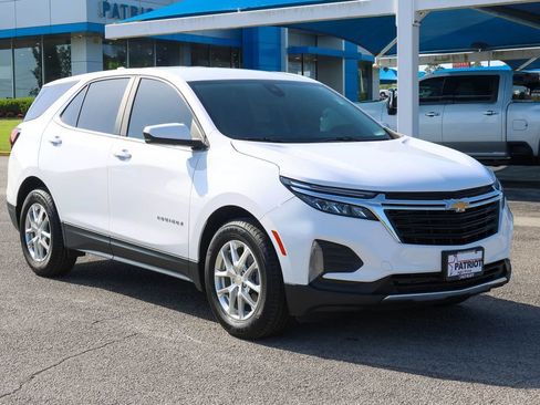 Used 2022 Chevrolet Equinox LT FWD image 1