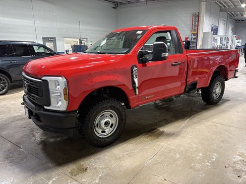 New 2026 Ford F250 XL image 4