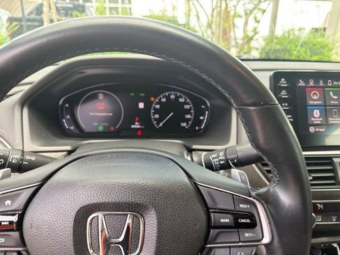 Used 2018 Honda Accord EX-L image 4