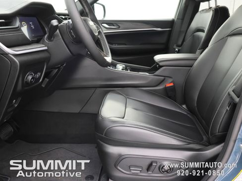 New 2026 Jeep Grand Cherokee L Limited AWD/4WD image 8