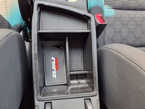 Used 2022 Kia Niro LXS FWD image 33