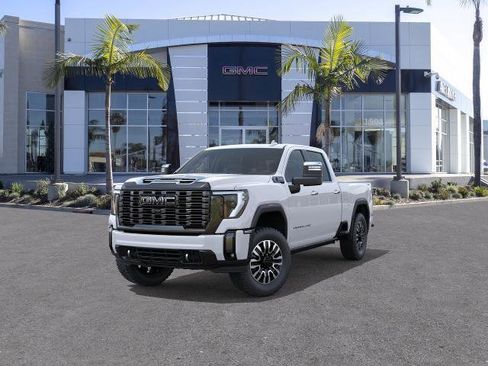 New 2026 GMC Sierra 2500 Denali Ultimate AWD/4WD image 8
