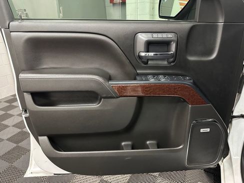 Used 2018 GMC Sierra 1500 SLT w/ SLT Premium Package AWD/4WD image 18