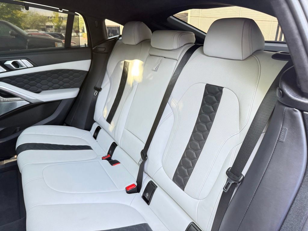 Used 2021 BMW X6 M w/ Executive Package AWD/4WD image 16