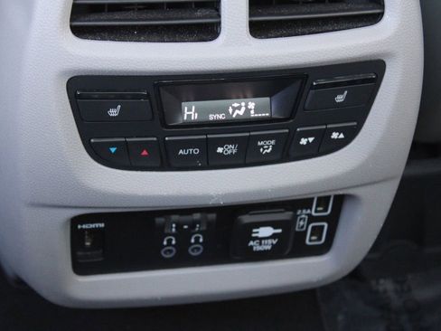 Used 2019 Honda Pilot Elite image 31