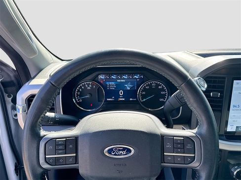 Used 2022 Ford F150 XLT w/ Equipment Group 302A High image 13