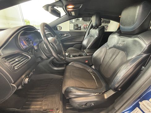 Used 2015 Chrysler 200 S w/ Navigation & Sound Group I AWD/4WD image 8