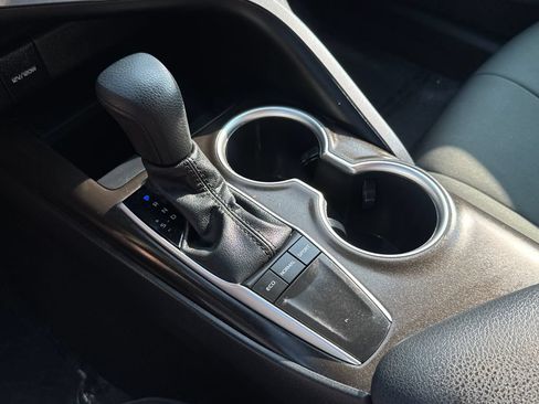 Used 2023 Toyota Camry LE FWD image 25