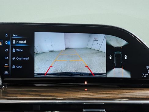 Used 2023 Cadillac Escalade ESV Sport Platinum image 18