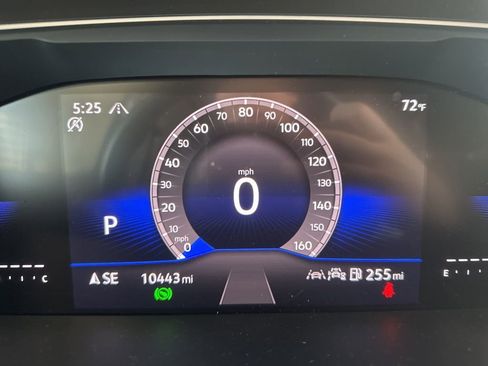 Used 2024 Volkswagen Tiguan S image 11