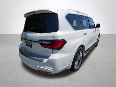 Used 2019 INFINITI QX80 Luxe w/ Proactive Package AWD/4WD image 3