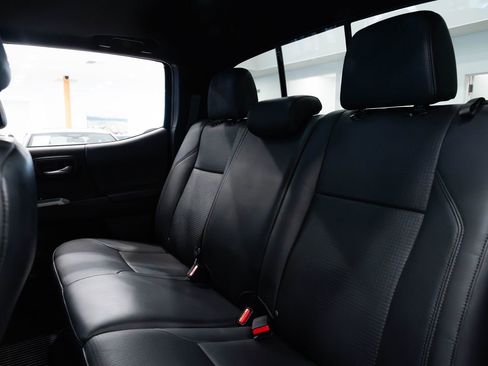 Used 2023 Toyota Tacoma Limited image 22