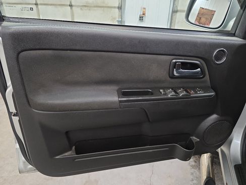 Used 2010 GMC Canyon SLT image 32