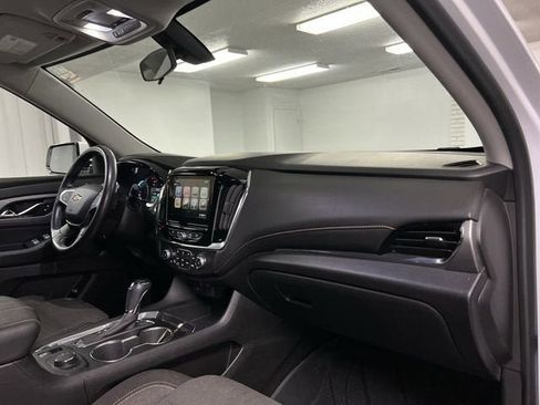 Used 2019 Chevrolet Traverse LT FWD image 27