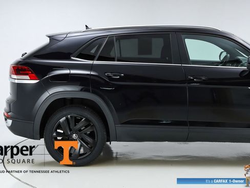 Used 2023 Volkswagen Atlas Cross Sport SE w/ Panoramic Sunroof Package image 51