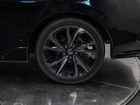 Used 2019 Honda Civic Sport image 10