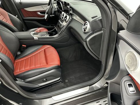Used 2022 Mercedes-Benz GLC 43 AMG 4MATIC image 25