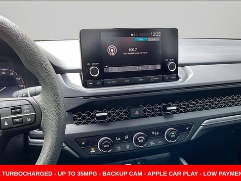 Certified 2025 Honda Accord SE image 9