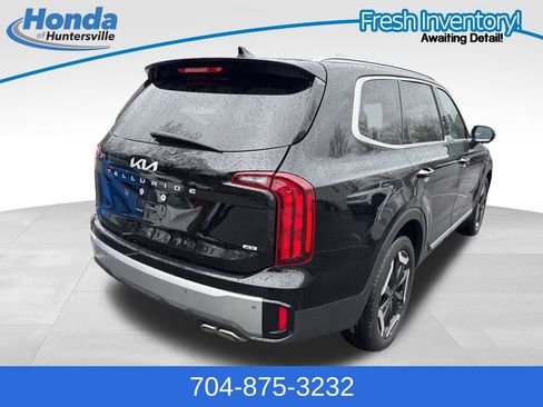 Used 2023 Kia Telluride S w/ S Sunroof Package image 8