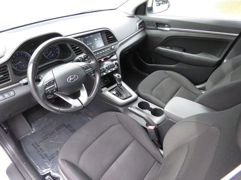 Used 2019 Hyundai Elantra Value Edition w/ Cargo Package FWD image 11