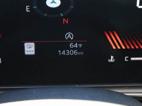 Used 2025 Kia Sorento X-Line EX image 32