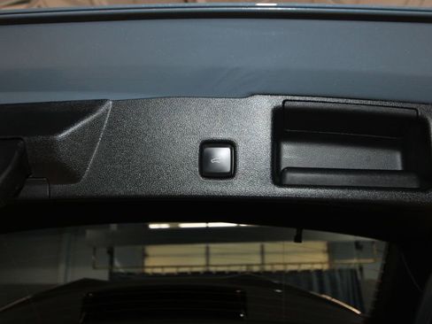 Used 2024 Ford Escape ST-Line w/ Tech Pack #1 AWD/4WD image 34