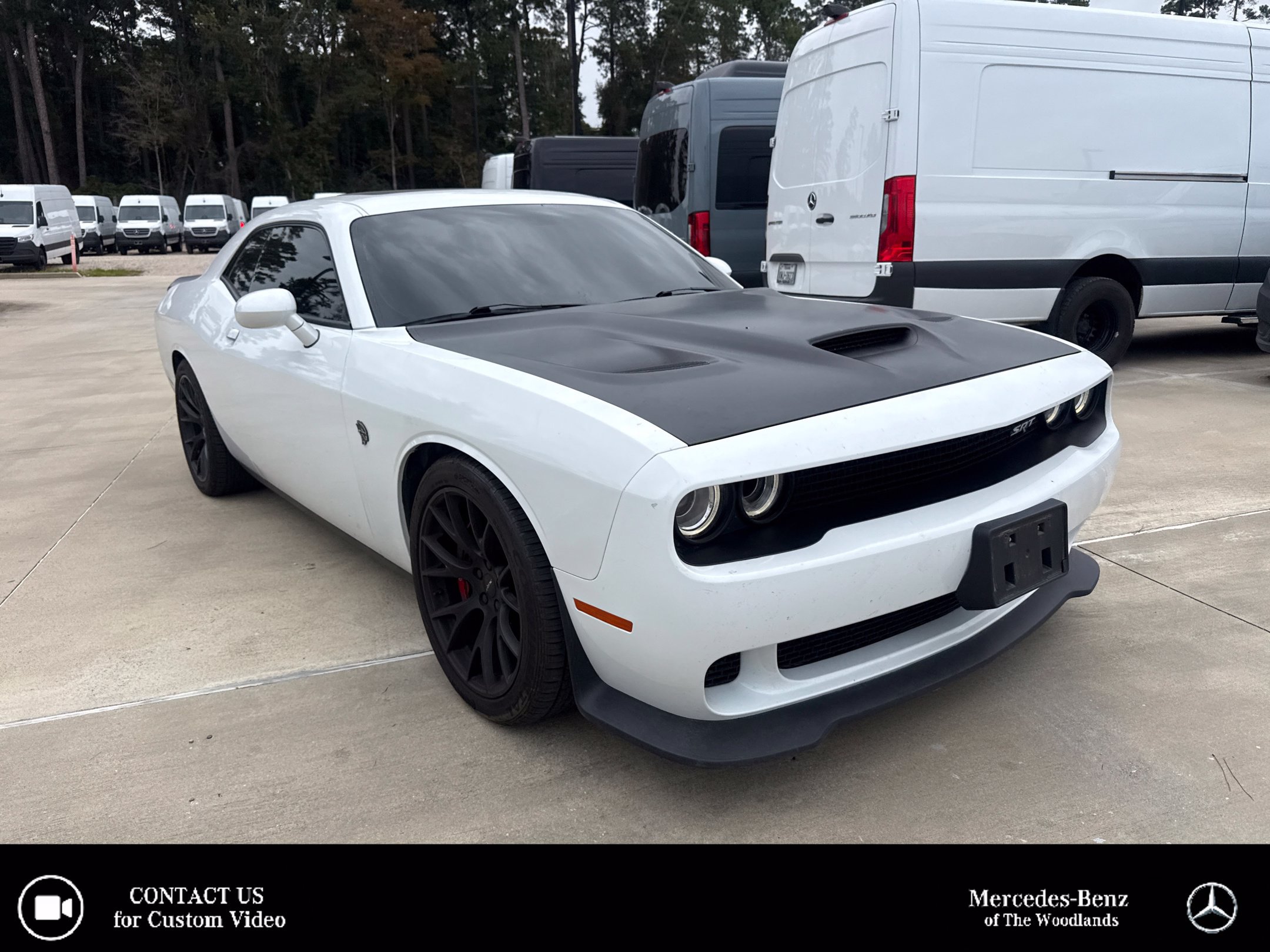 Used 2016 Dodge Challenger SRT Hellcat RWD image 1