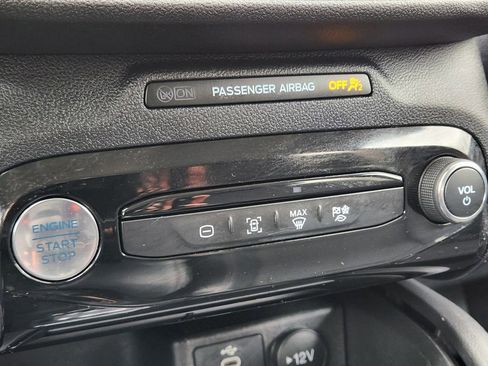 Used 2024 Ford Escape SE FWD image 25