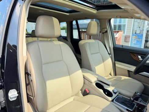 Used 2011 Mercedes-Benz GLK 350 4MATIC image 48