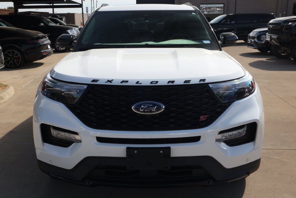 Used 2023 Ford Explorer ST w/ Equipment Group 401A AWD/4WD image 2