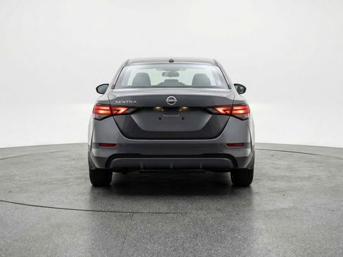 Used 2025 Nissan Sentra SV image 7