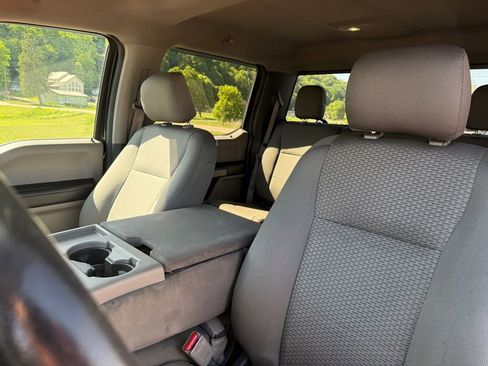 Used 2015 Ford F150 XLT w/ Equipment Group 302A Luxury AWD/4WD image 23