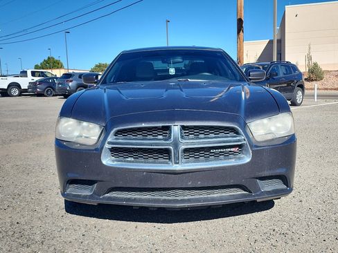 Used 2013 Dodge Charger SE w/ Connectivity Group image 2