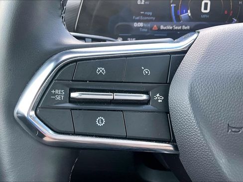 Used 2026 Chevrolet Equinox LT FWD image 16