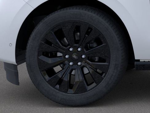 New 2025 Ford Expedition Max Platinum w/ Stealth Appearance Package image 19