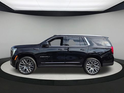 New 2026 GMC Yukon Denali Ultimate w/ LPO, Floor Liner Package AWD/4WD image 2