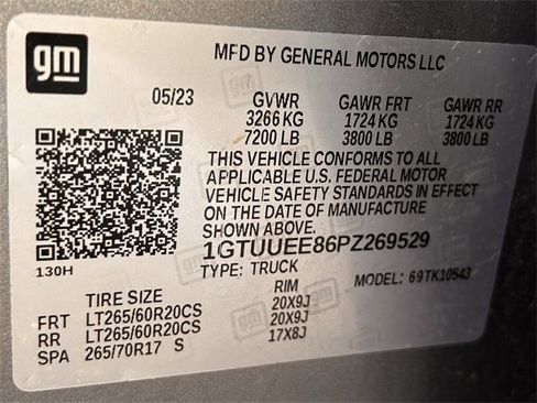 Used 2023 GMC Sierra 1500 AT4 w/ AT4 Premium Package image 12