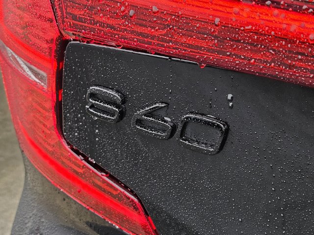 Used 2024 Volvo S60 T8 Ultimate w/ Climate Package AWD/4WD image 12