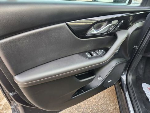 Used 2022 Chevrolet Blazer Premier w/ Enhanced Convenience Package image 38