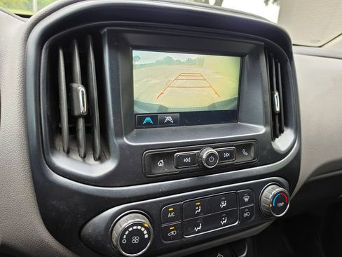 Used 2018 Chevrolet Colorado W/T RWD image 26