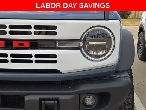 Used 2025 Ford Bronco Heritage Edition AWD/4WD image 12
