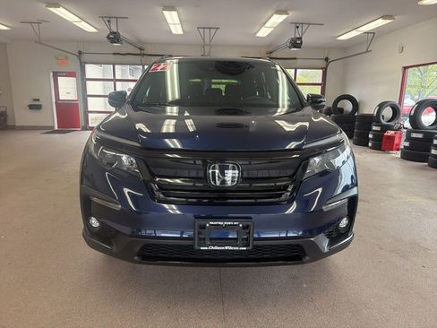 Used 2022 Honda Pilot Sport image 2